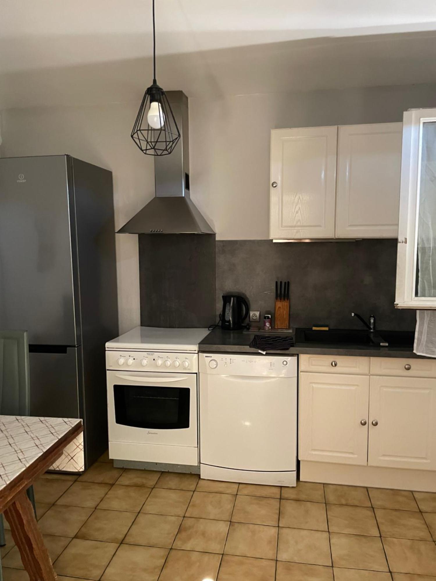 Appartement 110M2 A 2 Km De La Plage De St Georges De Didonne Сен-Жорж-де-Дидон Экстерьер фото
